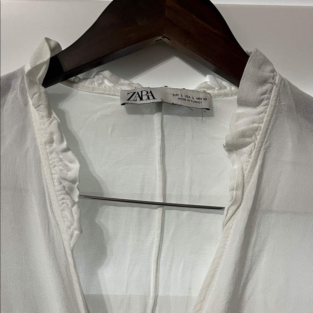 Zara Cream Ruffle Blouse - Picture 2 of 6